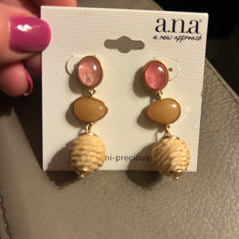 ✂️✂️a.n.a Gold and Pink Drop Earrings